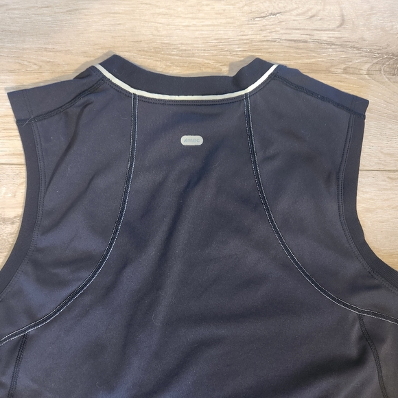 MEC running tank, women's medium - Picture 6 of 6
